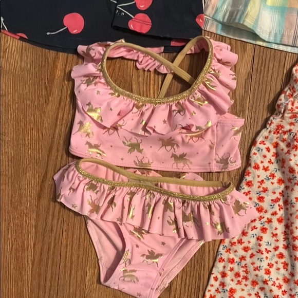 Assorted Dresses and Outfits. All in excellent condition - Picture 10 of 11